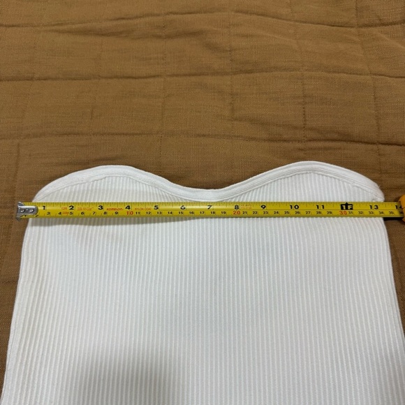 Caroline Constas Revolve Ivory White Sleevles Side Slit Top Size Medium - Picture 8 of 9